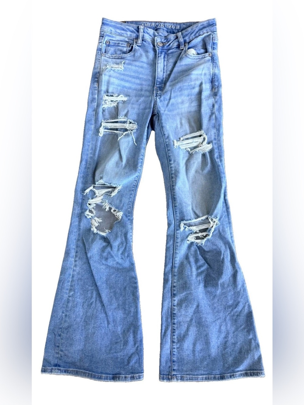 American Eagle Next Level Stretch Flared Jeans • Size 6 • Light Wash • 30” Insea